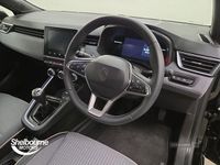 Used Renault Clio V Techno 90 HP (66 kW) 2024 Black  Hatchback