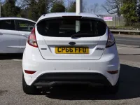 Used Ford Fiesta ST-Line 140 HP (102 kW) 2016 White Hatchback