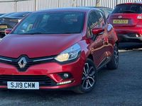 Used Renault Clio IV Play 90 HP (66 kW) 2019 Red Hatchback