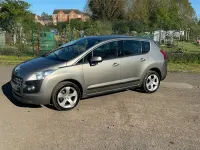Usado Peugeot 3008 Active 2013 Gris Familiar