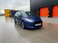 Used Ford Fiesta ST-Line 140 HP (102 kW) 2016 Blue Hatchback