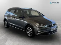 Begagnad VW Golf Match 150 HK (110 kW) 2020 Grå Minibuss