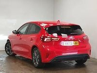 Used Ford Focus ST-Line 125 HP (91 kW) 2023 Red Hatchback