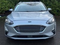 Usado Ford Focus Zetec 95 HP (69 kW) 2019 Prateado Carrinha