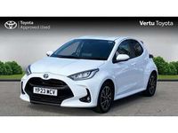 Used Toyota Yaris Hybrid Design 116 HP (85 kW) 2023 White Hatchback