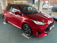 Used Toyota Yaris Design 116 HP (85 kW) 2023 Scarlet flare metallic Hatchback