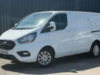 Used Ford Transit Custom Limited 131 HP (96 kW) 2023 White Van