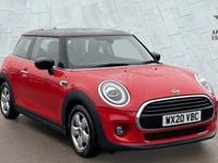 Begagnad Mini Cooper Classic 136 HK (100 kW) 2020 Röd Halvkombi