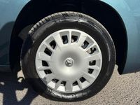 Używany Vauxhall Combo Design Edition 98 kW (134 KM) 2024 Niebieski Minivan