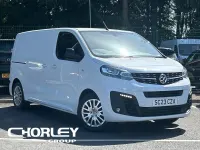 Used Vauxhall Vivaro S 120 HP (88 kW) 2023 White MPV