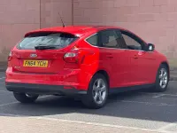 Używany Ford Focus Zetec 2014 Czerwony Hatchback