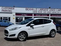 Used Ford Fiesta Zetec 98 HP (72 kW) 2016 White Hatchback