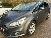Begagnad Ford S-MAX Titanium 150 HK (110 kW) 2018 Minibuss