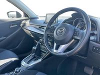 Usado Mazda 2 90 HP (66 kW) 2015 Prateado Citadino