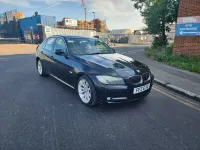 Used BMW 318 Exclusive 2011 Black Sedan