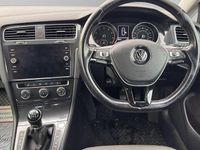 Used VW Golf VII SE 131 HP (96 kW) 2018 Silver Hatchback