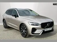 Używany Volvo XC60 Ultimate 455 KM (334 kW) 2023 Złoty SUV