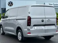 Begagnad VW Transporter Pro 2025 Grå Van