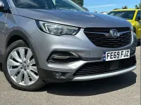 Used Vauxhall Grandland X Elite 130 HP (95 kW) 2019 Grey SUV