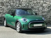 Used Mini Cooper Classic 134 HP (98 kW) 2022 Green Hatchback