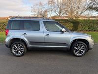 Used Skoda Yeti SE Drive 110 HP (80 kW) 2017 Grey SUV