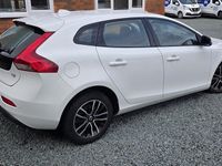 Used Volvo V40 Momentum 122 HP (89 kW) 2019 Hatchback