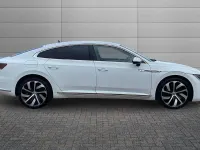 Used VW Arteon R-line 190 HP (139 kW) 2019 Pure white Hatchback
