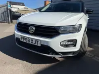 Used VW T-Roc Design 115 HP (84 kW) 2018 White SUV