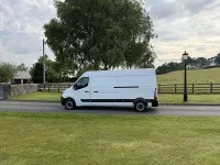 Used Vauxhall Movano Edition 135 HP (99 kW) 2021 White