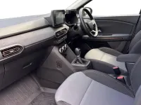 Used Dacia Jogger Extreme 141 HP (103 kW) 2024 White MPV
