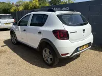 Used Dacia Sandero Stepway Ambiance 90 HP (66 kW) 2016 White Hatchback