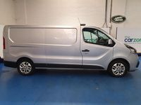 Used Renault Trafic 2018 Silver MPV
