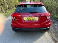 Used Honda HR-V SE 130 HP (95 kW) 2016 Red SUV