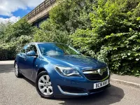 Used Vauxhall Insignia 170 HP (125 kW) 2016 Blue Hatchback