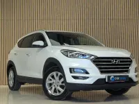 Used Hyundai Tucson SE 132 HP (97 kW) 2019 White SUV