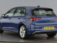Second-hand VW Golf VIII Style 150 CP (110 kW) 2025 Albastru Hatchback