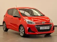 Used Hyundai i10 66 HP (48 kW) 2019 Red Hatchback