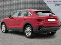 Używany Audi Q3 Sport 150 KM (110 kW) 2022 Czerwony SUV
