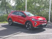 Używany Renault Symbioz Techno 140 KM (102 kW) 2025 Czerwony SUV