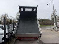 New Vauxhall Movano Edition 140 HP (102 kW) 2025 Red MPV