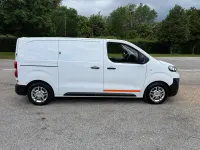 Used Vauxhall Vivaro 100 kW (136 HP) 2022 White MPV