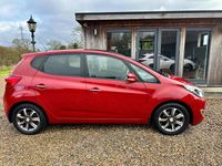 Used Hyundai ix20 Premium 90 HP (66 kW) 2018 Red Hatchback