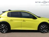 Used Peugeot e-208 GT 113 kW (154 HP) 2024 Yellow Hatchback