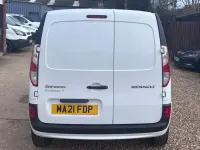 Usado Renault Kangoo Business 2021 Branco Monovolume