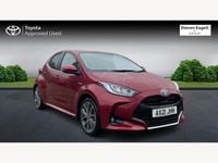 Used Toyota Yaris Hybrid 116 HP (85 kW) 2021 Red Hatchback