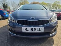Używany Kia Ceed 2016 Niebieski Hatchback