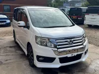 Used Honda Stepwgn Cool 2013 White MPV