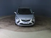 Usado Vauxhall Zafira 2015 Plateado Monovolumen