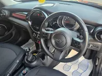 Usado Mini ONE Classic 102 CV (75 kW) 2021 Negro Utilitario