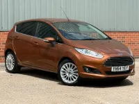 Used Ford Fiesta Titanium 120 HP (88 kW) 2014 Yellow Hatchback